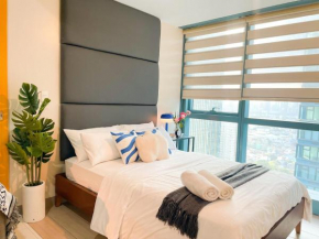 Sophisticated Bgc Stay At Uptown Area #oursw30c2